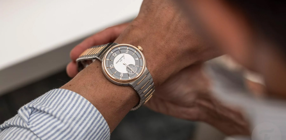 часы Louis Vuitton Tambour Automatic