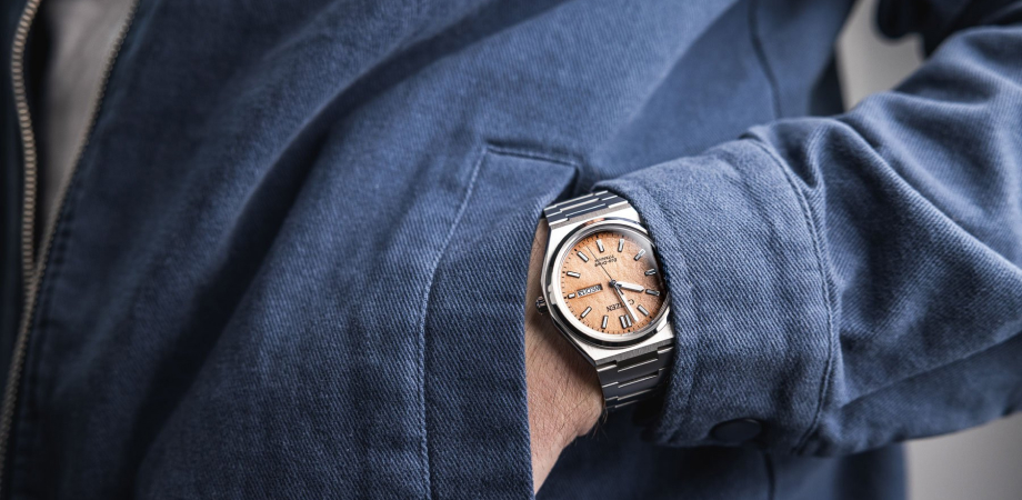 Новые часы Citizen Super Titanium Eco-Drive Chrono и Day-Date|DEKA.ua