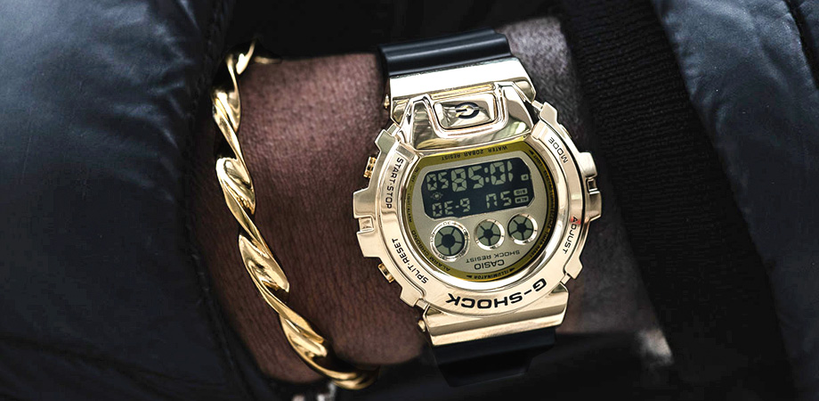 годинник G-Shock 6900-Series с металлическим безелем