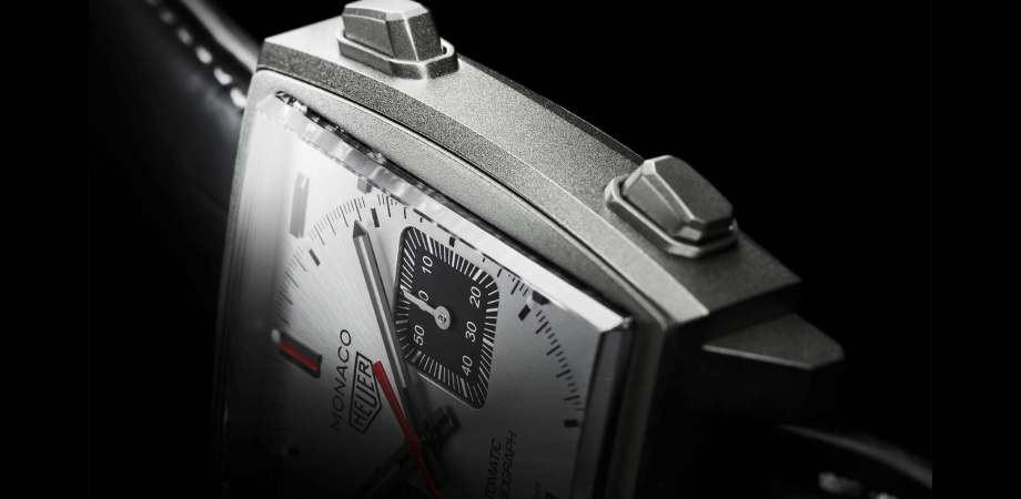 часы TAG Heuer Monaco Titan Special Edition