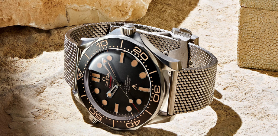 титановые часы Seamaster Diver 300M Co-Axial Master Chronometer «Edition 007»