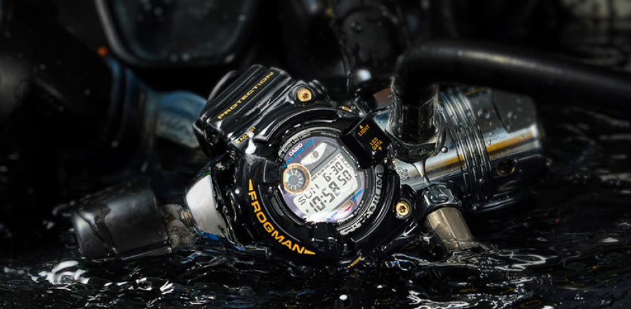годинник G-SHOCK Frogman 30th Anniversary Edition GW-8230B-9ADR загальний вигляд
