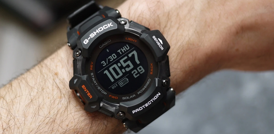 Умные часы Casio G-Shock: полезный аксессуар для активного образа жизни