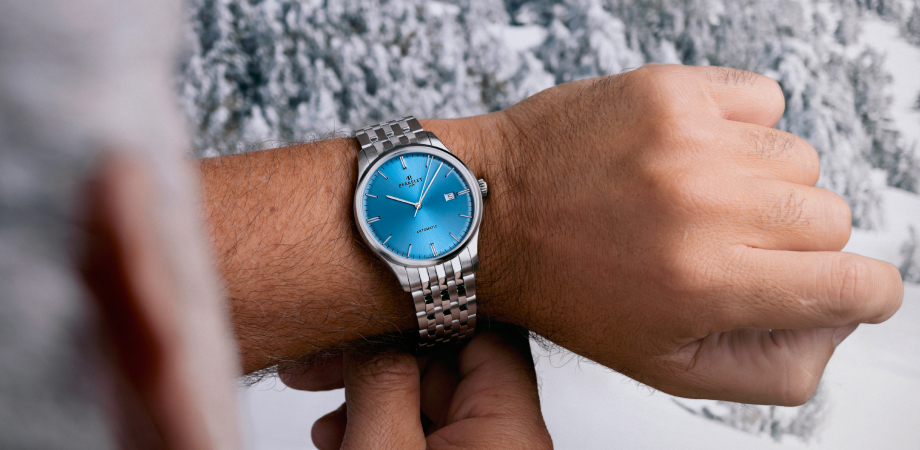 Часы WEEKEND 3-HANDS ICE BLUE на браслете