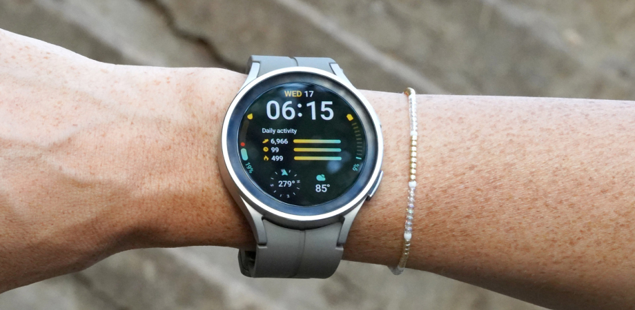 смарт-часы Samsung Galaxy Watch 5 Pro