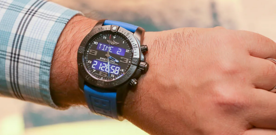 смарт-часы Breitling Watch Exospace B55