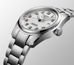 Годинник Longines Spirit L3.810.4.73.6