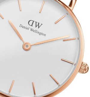 Часы Daniel Wellington Petite Durham DW00100228